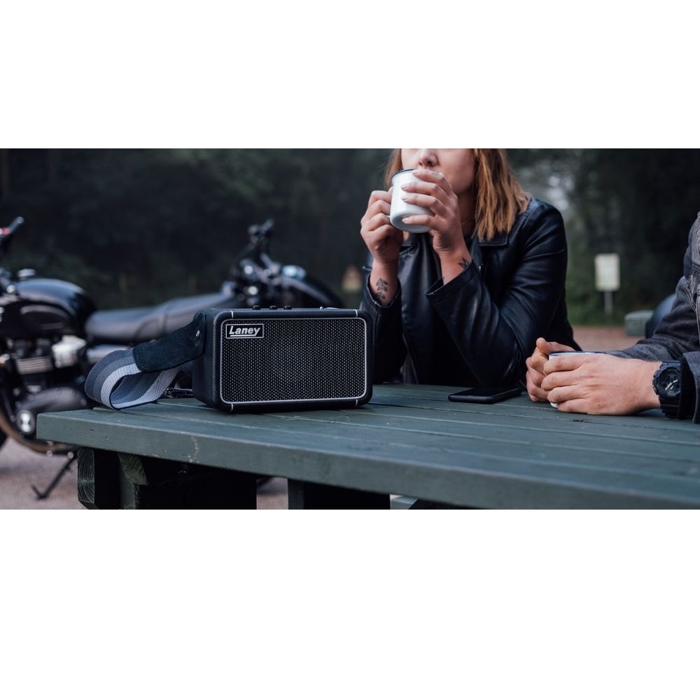 Caixa de Som Bluetooth para Música Laney F67 Supergroup - 4