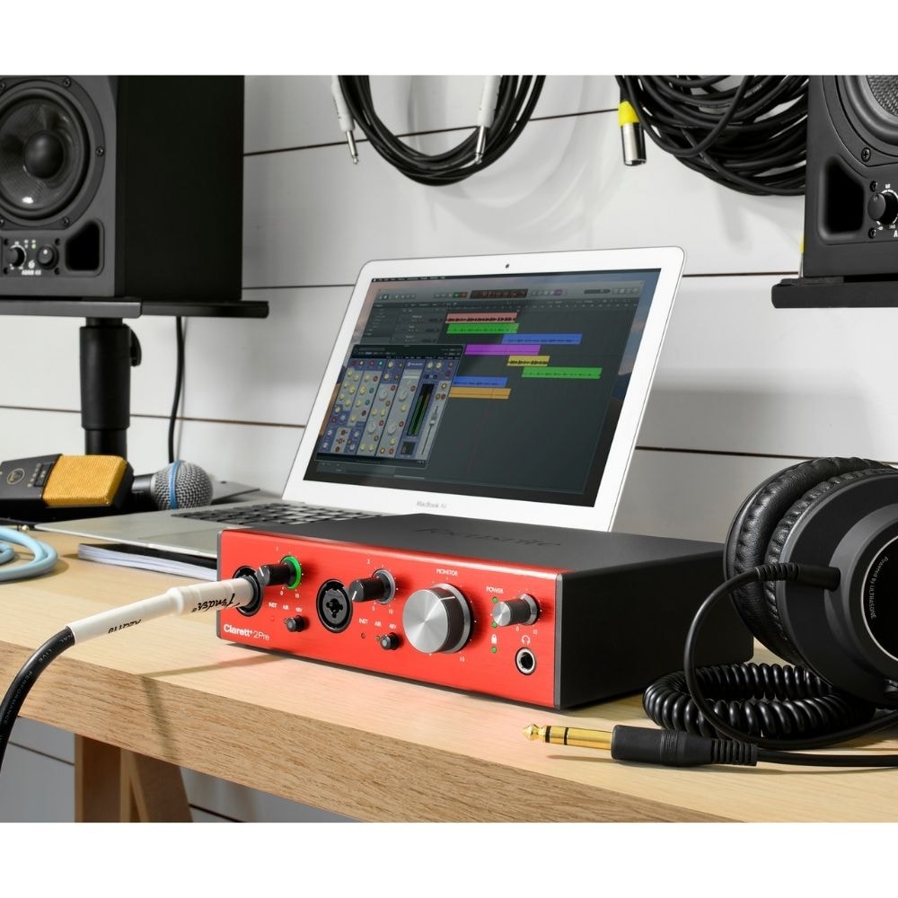 Clarett+ 2Pre Focusrite Interface de Áudio USB com 2 Preamps - 5