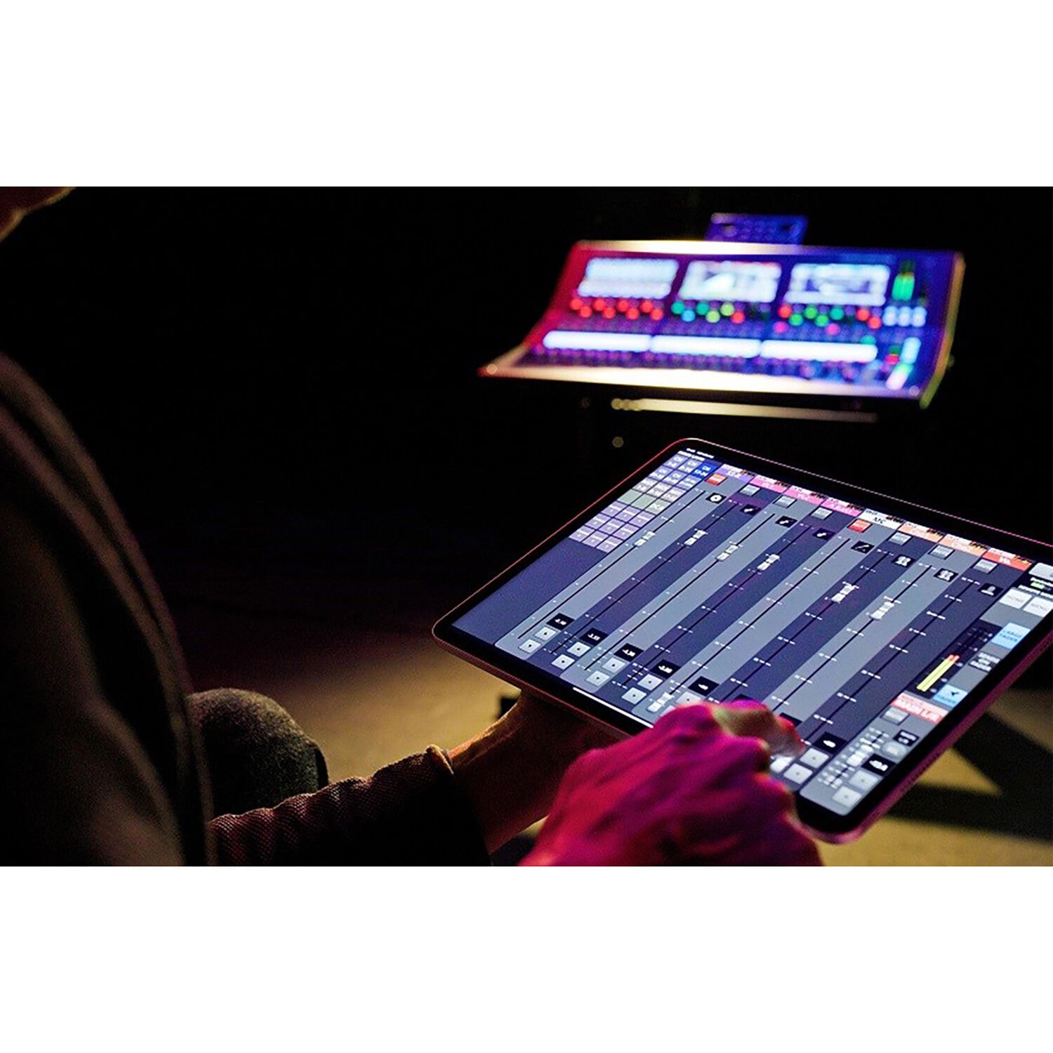 Console de mixagem TASCAM Sonicview 24XP modular digital Dante 32