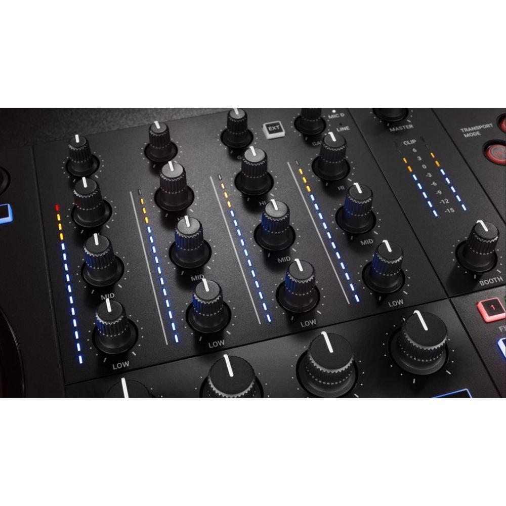 Controlador Native Traktor Kontrol S3 para DJ e interface de áudio USB
