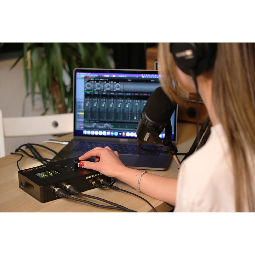 Interface de áudio Antelope Zen Quadro Synergy Core Dual USB-C - 6