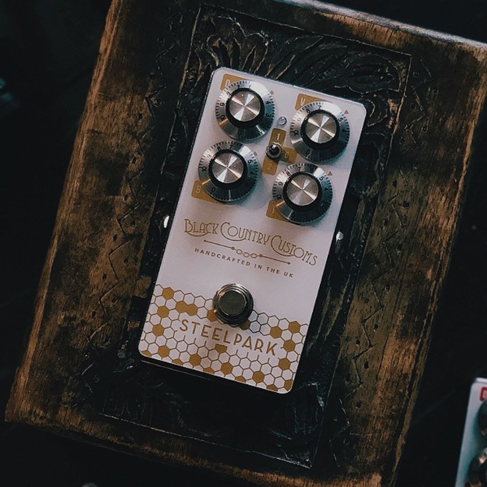 Pedal de boost para guitarras Laney BCC-Steelpark