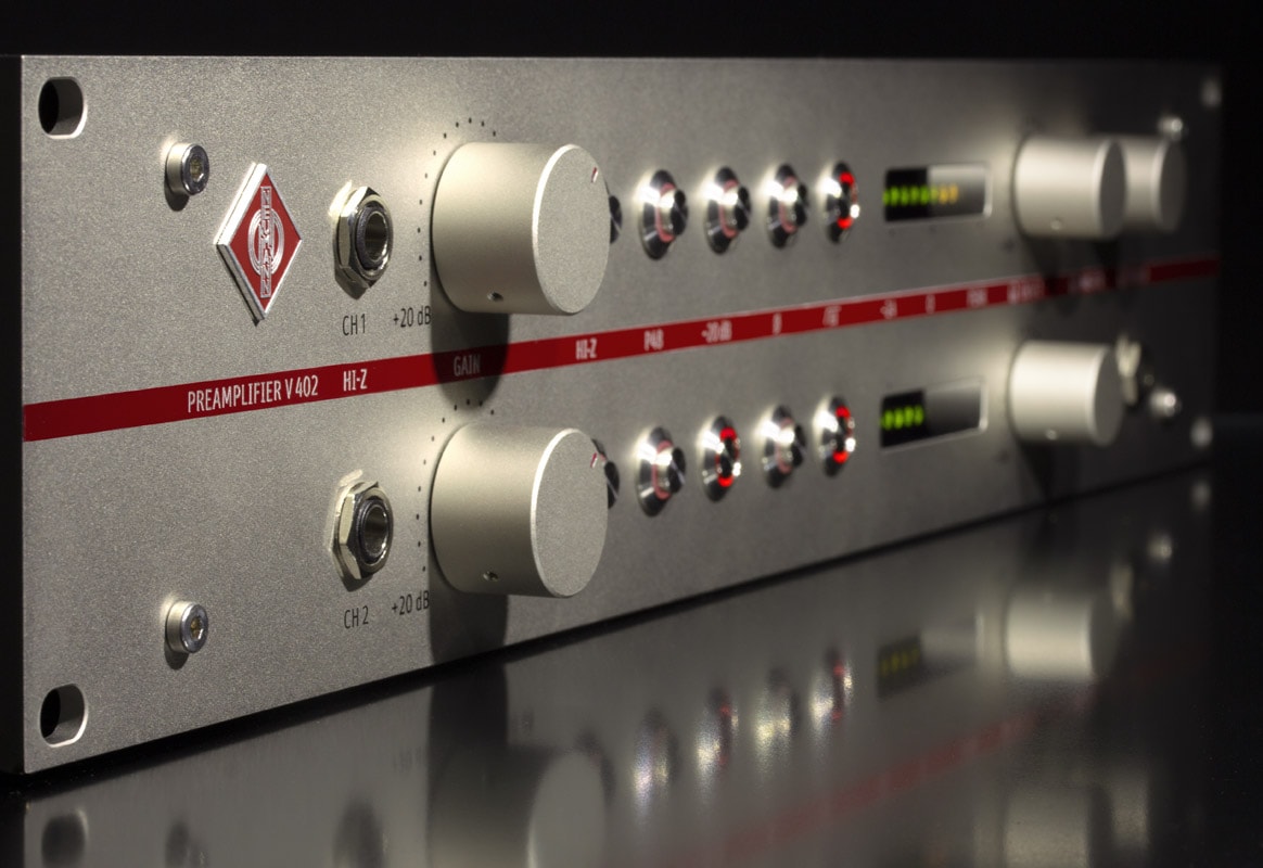 Pré-amplificador para microfones Neumann V402