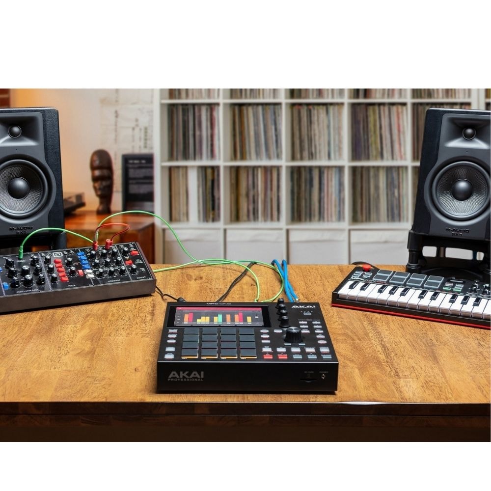 Sampler e sequenciador Akai MPC One